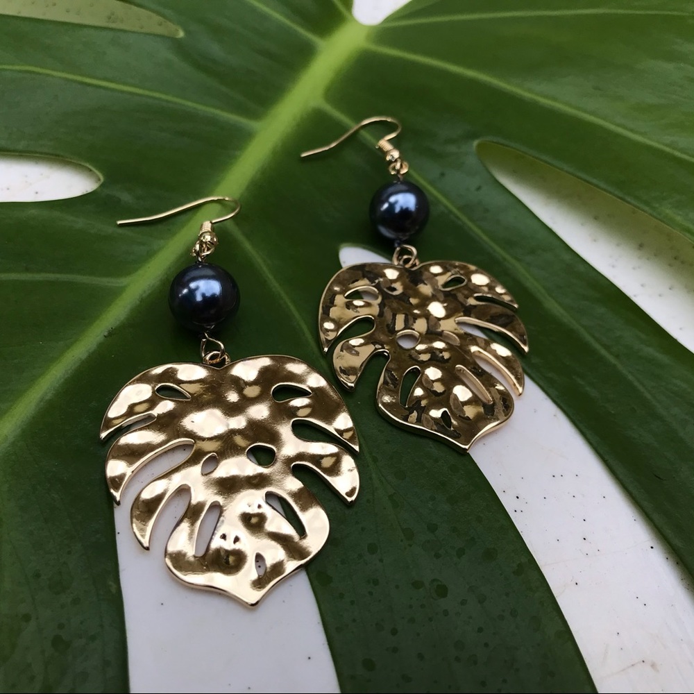 Jewelry - Picture 2 of 2